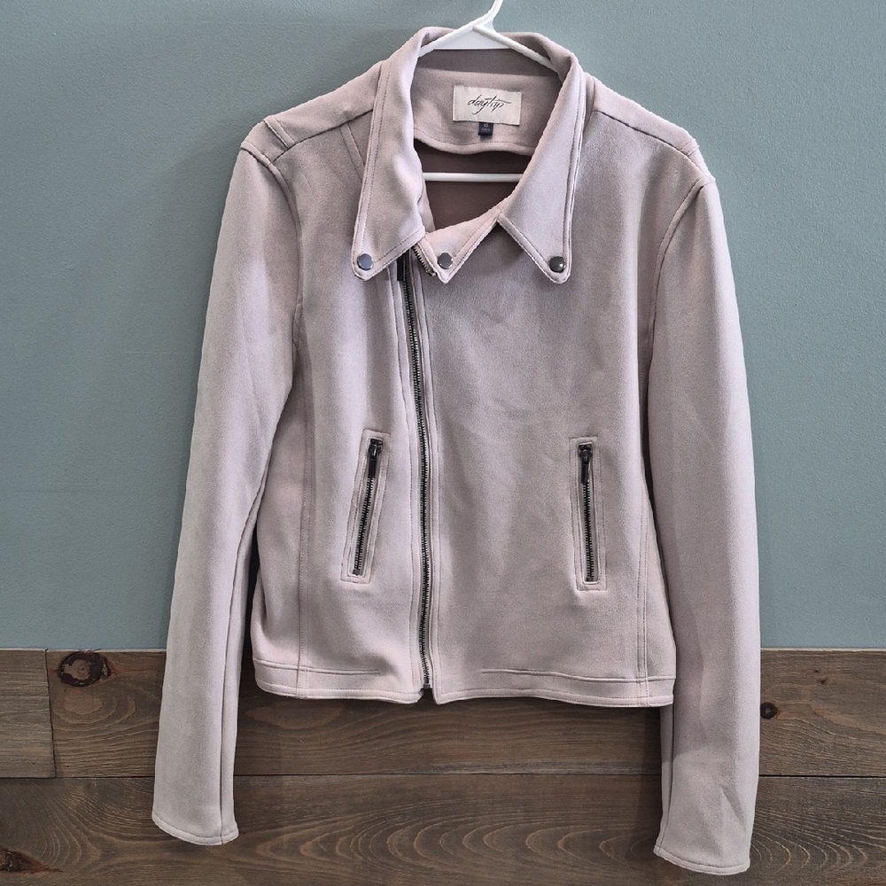 Daytrip Women's Leather Jacket in Soft Pink